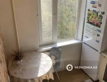 2-комнатная квартира, этаж 4 из 5, 42 м², миниатюра 7
