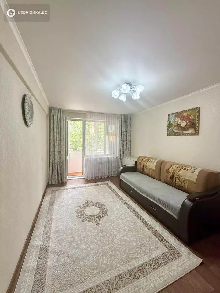 2-комнатная квартира, этаж 2 из 5, 50 м², фотография 5