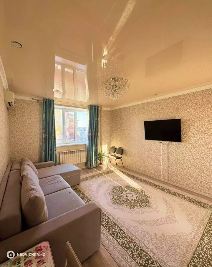 2-комнатная квартира, этаж 1 из 4, 57 м², фотография 2