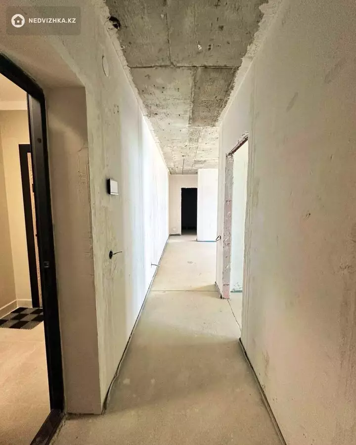 2-комнатная квартира, этаж 2 из 9, 64 м², фотография 3