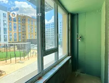 2-комнатная квартира, этаж 2 из 9, 64 м², миниатюра 10