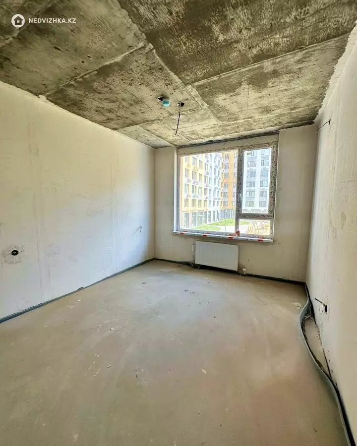 2-комнатная квартира, этаж 2 из 9, 64 м², фотография 4