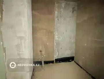 2-комнатная квартира, этаж 2 из 9, 64 м², миниатюра 8