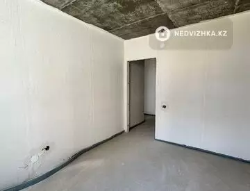2-комнатная квартира, этаж 2 из 9, 64 м², миниатюра 12