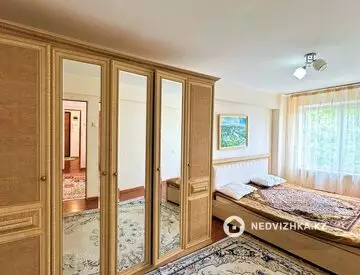 3-комнатная квартира, этаж 2 из 5, 58 м²
