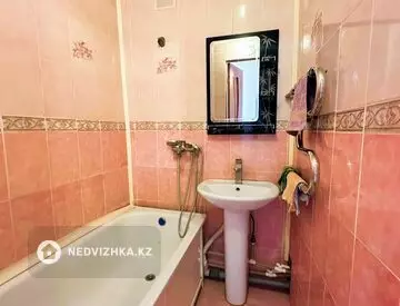 3-комнатная квартира, этаж 2 из 5, 58 м², миниатюра 7