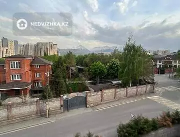 4-комнатная квартира, этаж 4 из 5, 115 м²