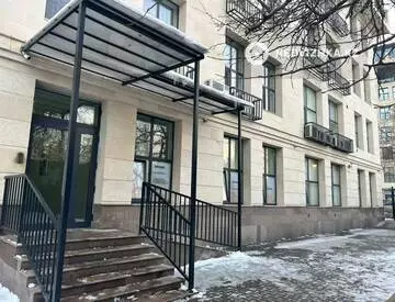 4-комнатная квартира, этаж 4 из 5, 115 м²