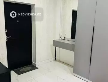 4-комнатная квартира, этаж 4 из 5, 115 м²