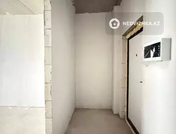 2-комнатная квартира, этаж 9 из 9, 66 м², миниатюра 8