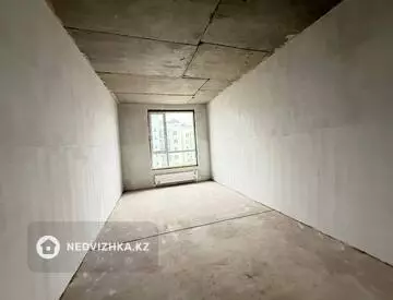 2-комнатная квартира, этаж 9 из 9, 66 м², миниатюра 1