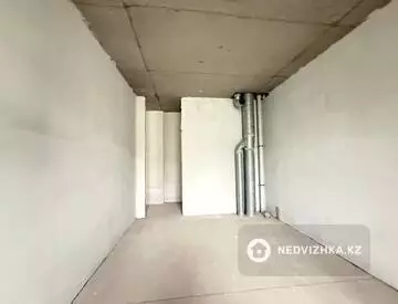 2-комнатная квартира, этаж 9 из 9, 66 м², миниатюра 4