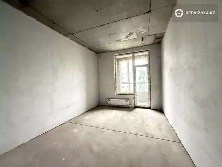 2-комнатная квартира, этаж 9 из 9, 66 м², фотография 2