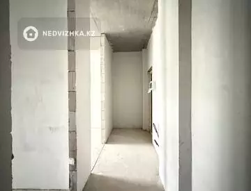 2-комнатная квартира, этаж 9 из 9, 66 м², миниатюра 10