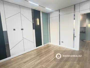 2-комнатная квартира, этаж 8 из 9, 53 м²