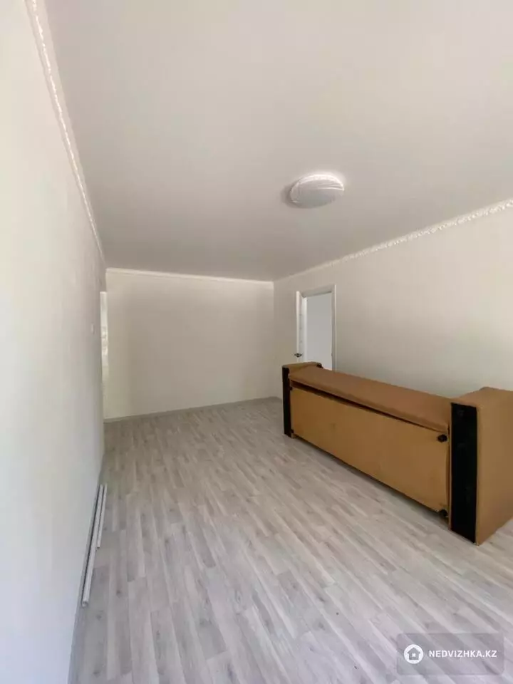 2-комнатная квартира, этаж 1 из 5, 45 м², фотография 2