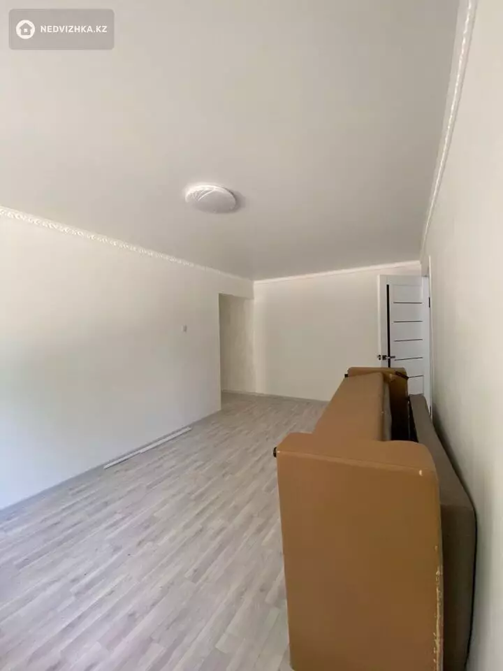 2-комнатная квартира, этаж 1 из 5, 45 м², фотография 3