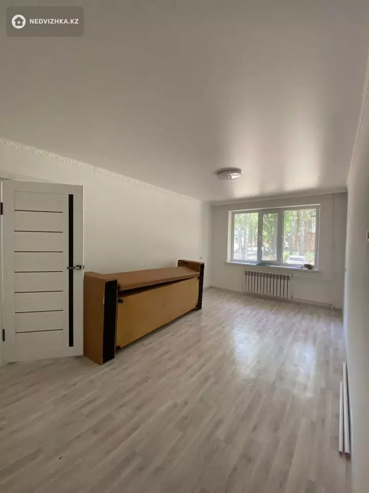 2-комнатная квартира, этаж 1 из 5, 45 м², фотография 4