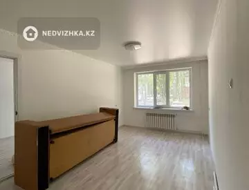 2-комнатная квартира, этаж 1 из 5, 45 м², миниатюра 10