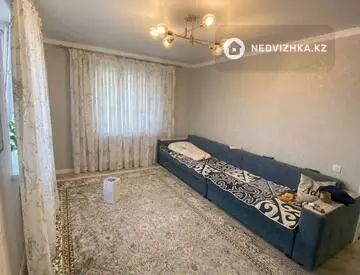 2-комнатная квартира, этаж 2 из 12, 55 м², миниатюра 1