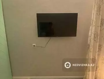 2-комнатная квартира, этаж 2 из 12, 55 м², миниатюра 3