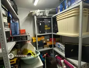 2-комнатная квартира, этаж 2 из 12, 55 м², миниатюра 10