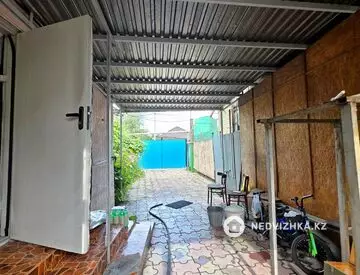 3-комнатная часть дома, 3 соток, 61 м²