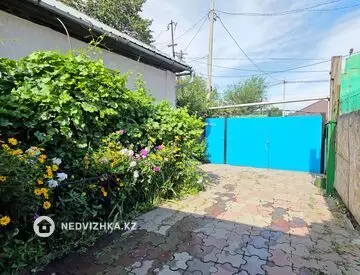 3-комнатная часть дома, 3 соток, 61 м²