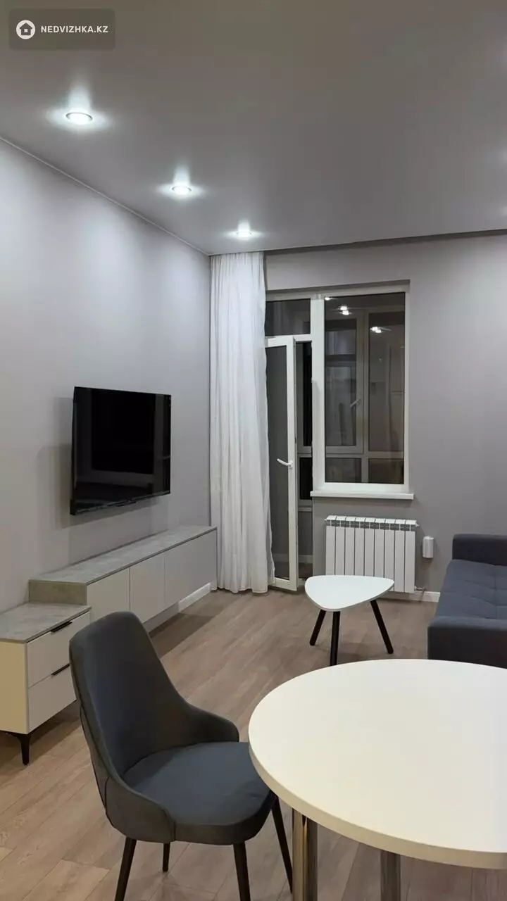 2-комнатная квартира, этаж 7 из 12, 50 м², фотография 4