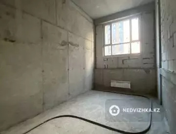 кеңселер, дүкендер мен бутиктер т.б., қабат 1 барлық қабат саны 12, 150 м², 12-нобай