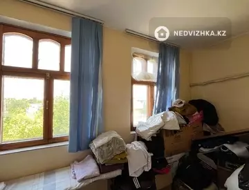 3-комнатная квартира, этаж 3 из 3, 75 м², миниатюра 10