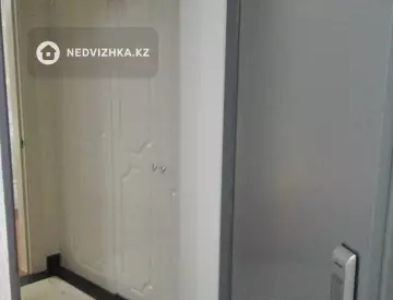 4-комнатная квартира, этаж 10 из 22, 177 м², миниатюра 2