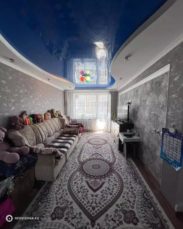3-комнатная квартира, этаж 2 из 5, 59 м², фотография 2