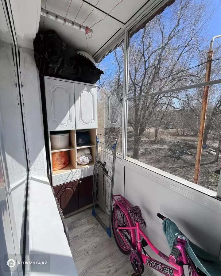 3-комнатная квартира, этаж 2 из 5, 59 м², фотография 4