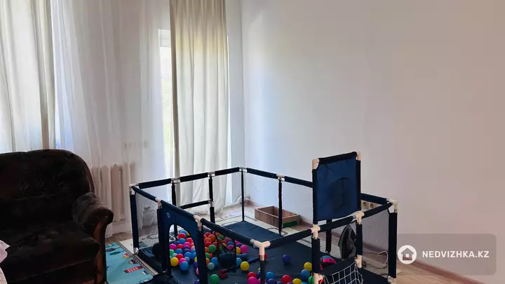 5-комнатный дом, 6 соток, 220 м², фотография 4