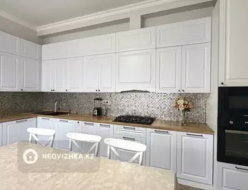 3-комнатная квартира, этаж 3 из 3, 88 м², миниатюра 9