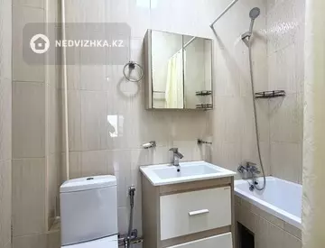 3-комнатная квартира, этаж 3 из 3, 88 м², миниатюра 12