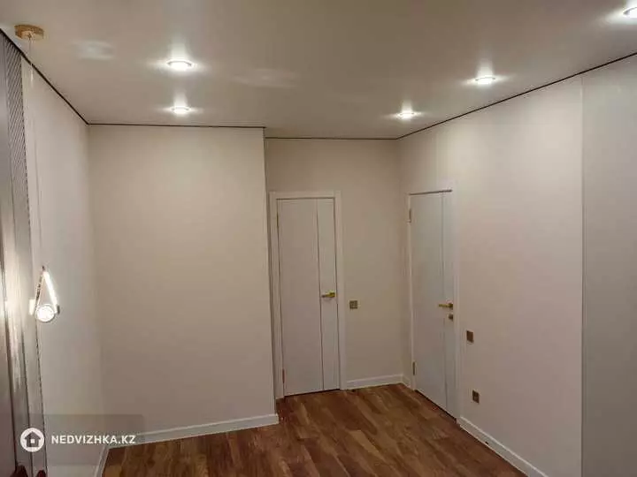 1-комнатная квартира, этаж 2 из 12, 45 м², На длительный срок, фотография 5