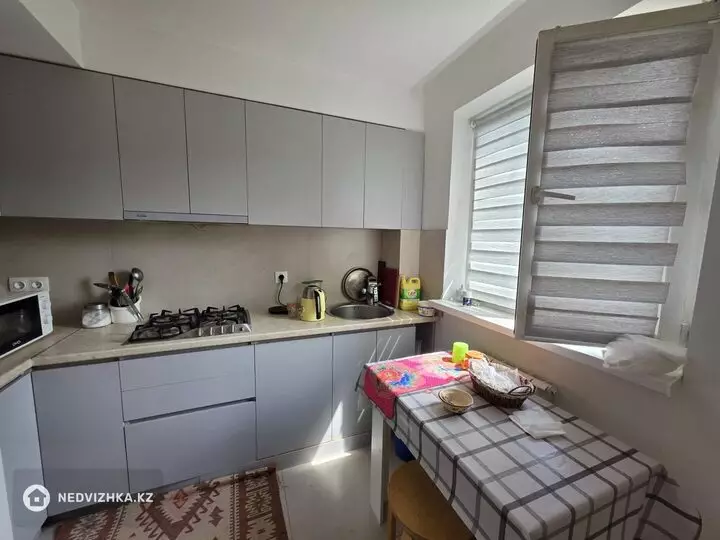 1-комнатная квартира, этаж 4 из 5, 32 м², фотография 5