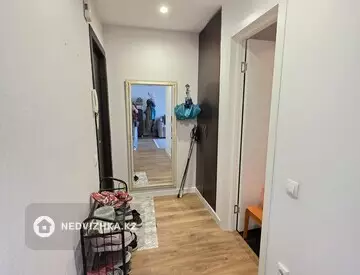1-комнатная квартира, этаж 4 из 5, 32 м², миниатюра 3