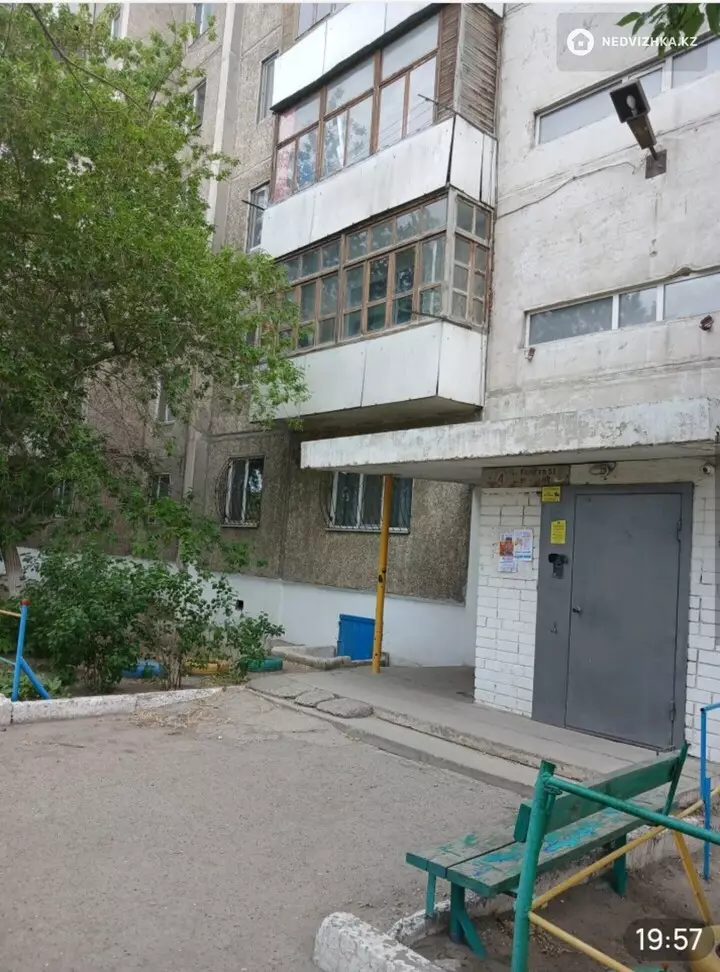 4-комнатная квартира, этаж 2 из 9, 76 м², фотография 5