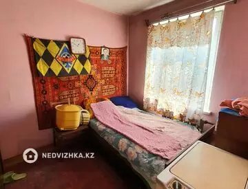 3-комнатная квартира, этаж 4 из 4, 56 м²