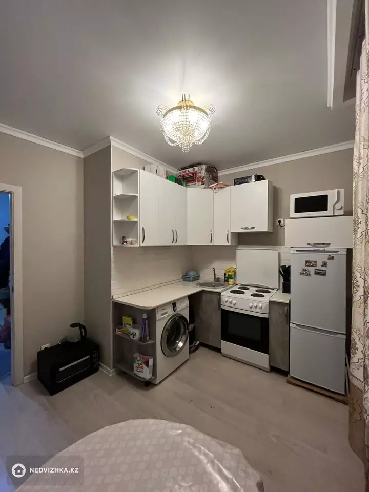 1-комнатная квартира, этаж 12 из 16, 38 м²