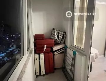 1-комнатная квартира, этаж 12 из 16, 38 м², миниатюра 8