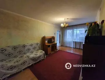 2-комнатная квартира, этаж 5 из 5, 42 м², миниатюра 1