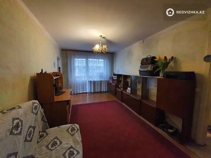 2-комнатная квартира, этаж 5 из 5, 42 м², фотография 3
