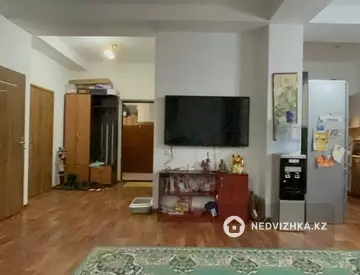 3-комнатная квартира, этаж 1 из 2, 56 м²