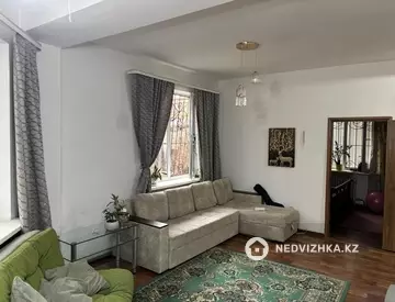 3-комнатная квартира, этаж 1 из 2, 56 м²