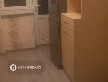 2-комнатная квартира, этаж 3 из 9, 56 м², На длительный срок