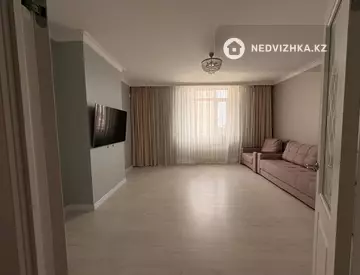 2-комнатная квартира, этаж 4 из 10, 72 м²